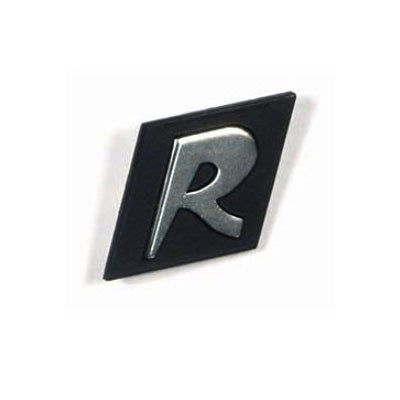 "R" BADGE FOR THE GTR