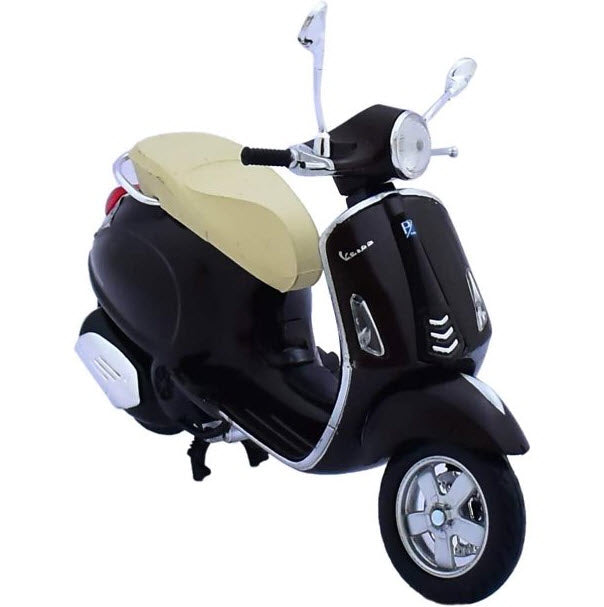 1/12 SCALE VESPA PRIMAVERA DIECAST TOY IN BLACK NEWRAY