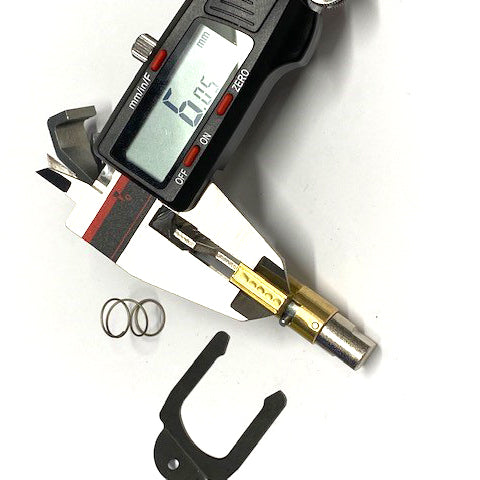 LOCK SET STEERING AND GLOVE BOX W/MATCHING KEYS (WIDER 6MM)