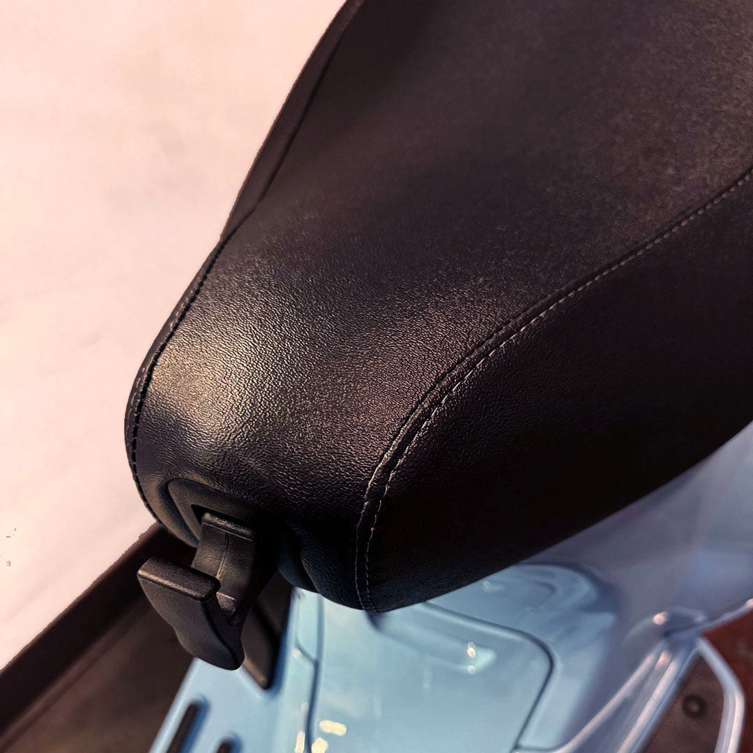LOWERED BLACK SEAT W/LATCH PLATE VESPA LX50 LX150 2006-2014