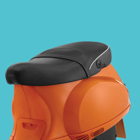 LOWERED SPORT BLACK SEAT W/LATCH PLATE VESPA LX50 LX150 2006-2014