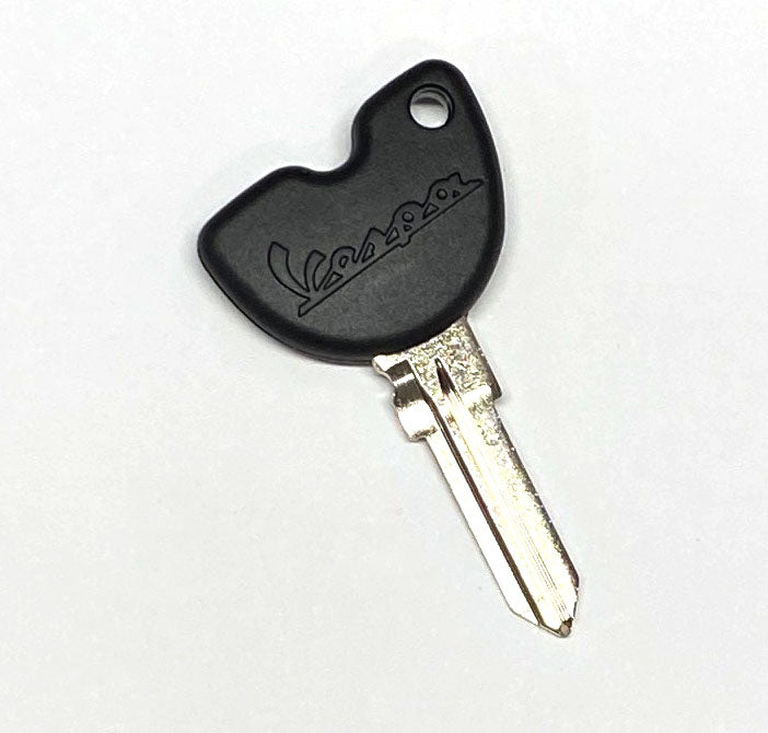 HARD SHELL KEY BLANK (SLAVE) W/EMBEDDED CHIP (UNCUT/UNPROGRAMMED) ET4/LX/GT/GTS/PRIMA/SPRINT/LIBERTY (573426 575810 656873 1B004812)