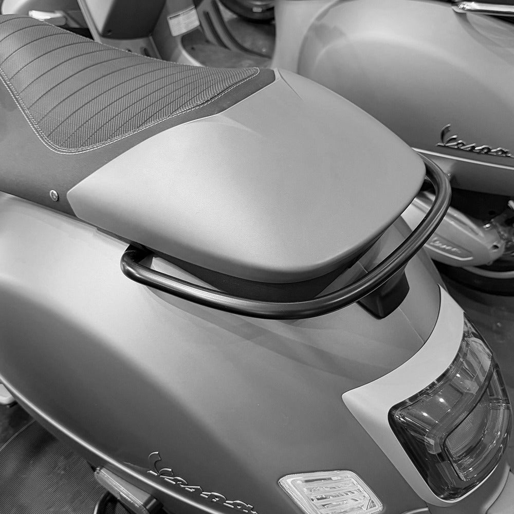 **MATTE GREY (HQ)** REAR SEAT SADDLE COVER SPOILER 2024- GTV HPE2 (1B011529000HQ)