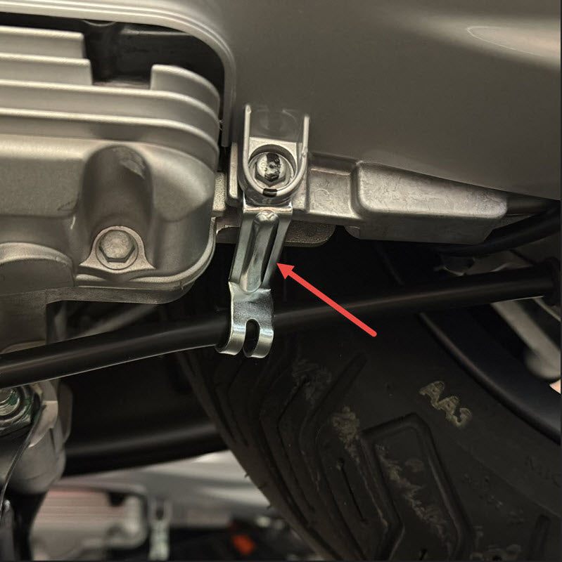MIDDLE BRAKE HOSE CABLE CLAMP AT ENGINE GTS 300 2020 PRIMAVERA SPRINT 2016-
