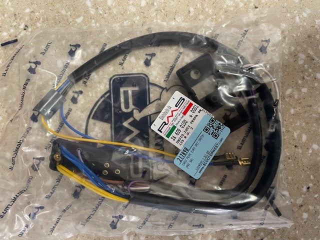 EARLY VESPA PX/PE EUROPEAN SPEC SWITCH AFTER 1984