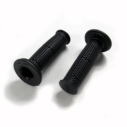 Silicone Soft Racing Grips BY PRO GRIP MADE IN ITALY Fits Most New Vespa or Piaggio PAIR