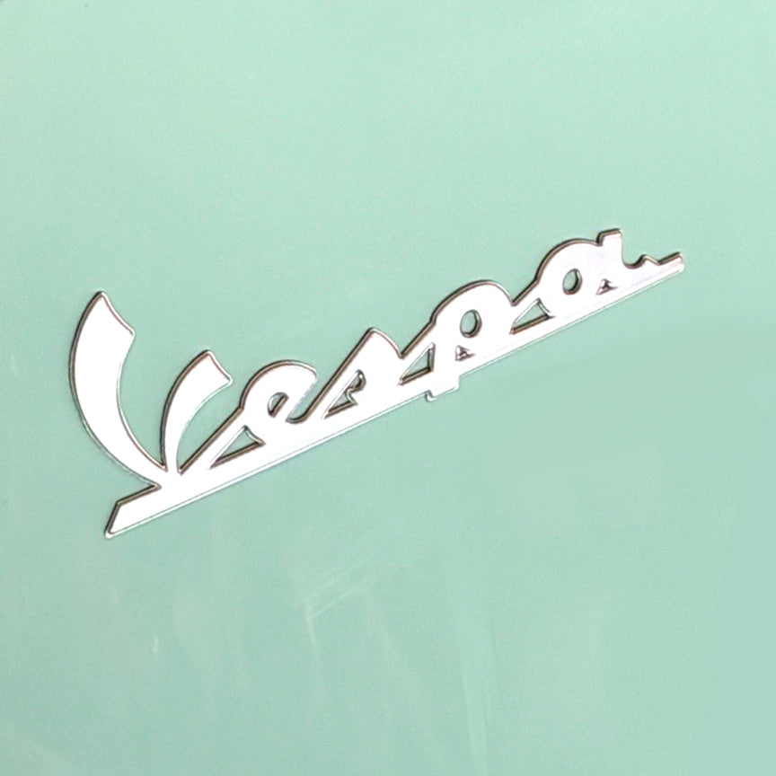**VESPA** 4" SILVER BADGE EMBLEM LEGSHIELD FOR 80TH EDITION VESPA GTS310 AND PRIMAVERA