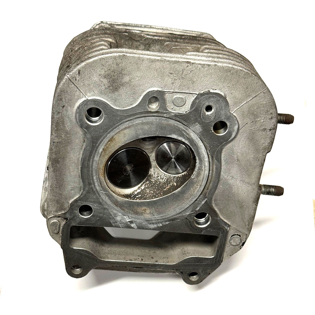 REMANUFACTURED CYLINDER HEAD 150CC LEADER VESPA ET4 2001-2005 ONLY (82647R)