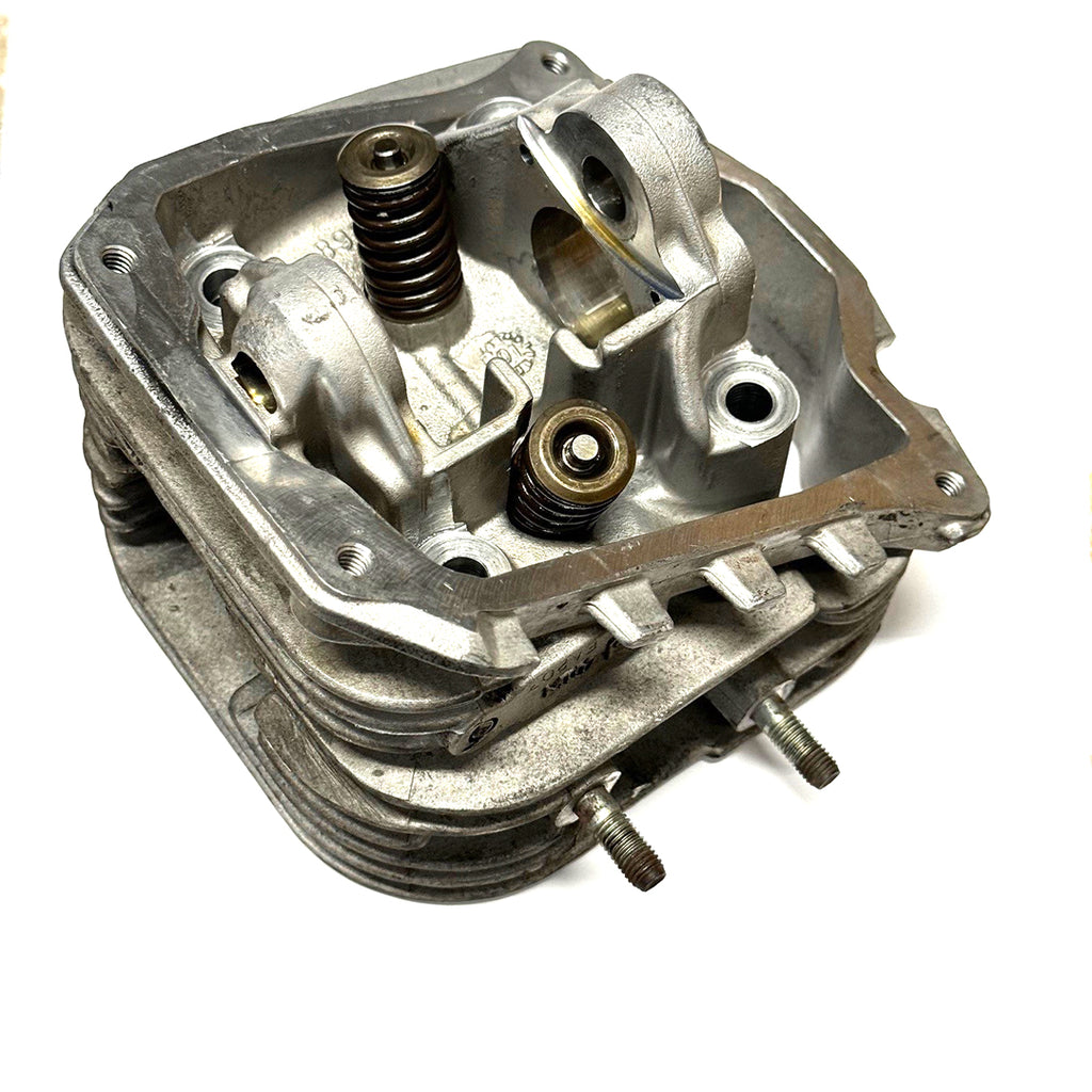REMANUFACTURED CYLINDER HEAD 150CC LEADER VESPA ET4 2001-2005 ONLY (82647R)