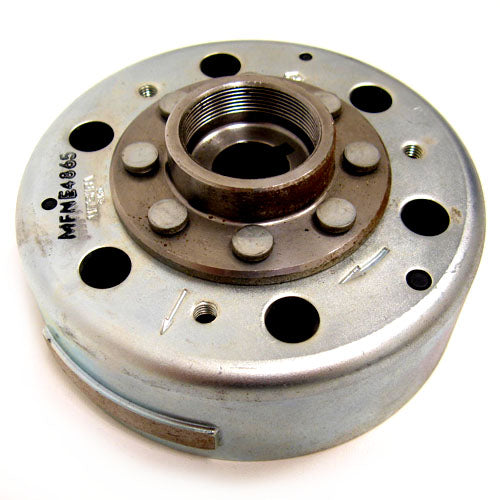FLYWHEEL CARBURETED LEADER ET4/LX/LXV/S 150 (827903 584695 639725)