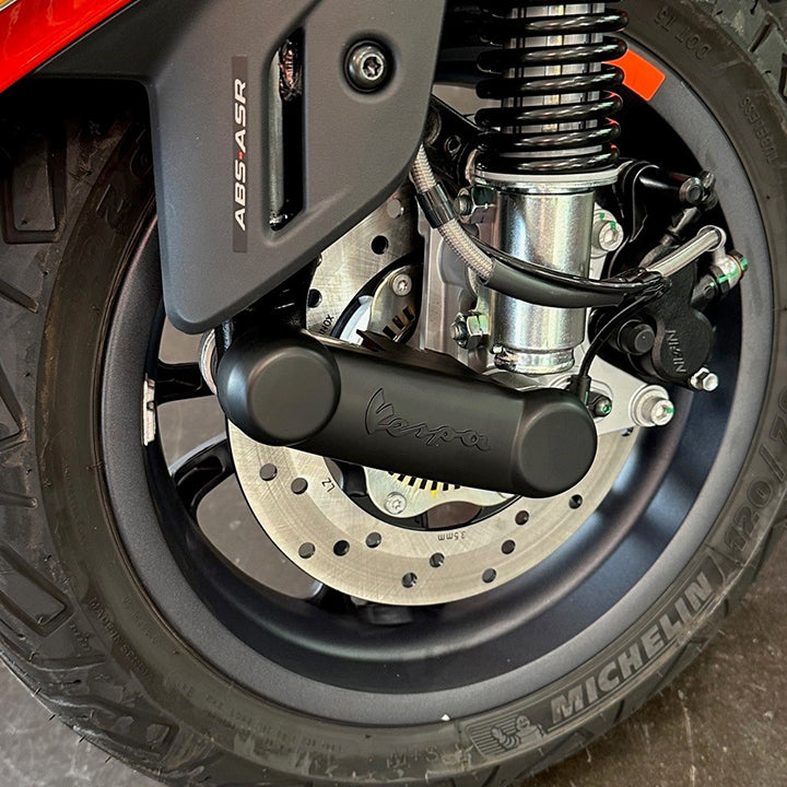 **MATTE BLACK** AFTERMARKET SUSPENSION FORK ARM SPINDLE COVER 2001-2014 & 2018 to current HPE2