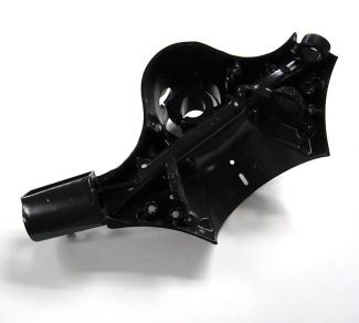 LOWER HEADSET (HANDLE BAR) CASTING ORIGINAL PIAGGIO PX DISC   (563789 5637895)