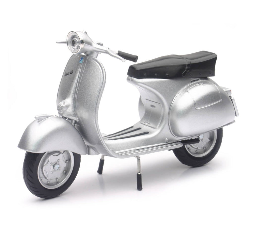 VINTAGE Vespa GS 150 Toy In SILVER VS2-4 1954-1959