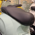LOWERED SEAT BLACK VESPA PRIMAVERA & SPRINT 150 ORIGINAL VESPA (5A001512) **SUPER SALE**