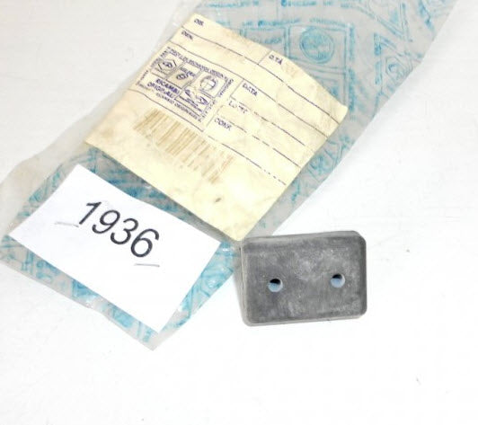 CENTER STAND BUFFER SQUARE STYLE 32MMX22MM - EURO ET4 NON LEADER