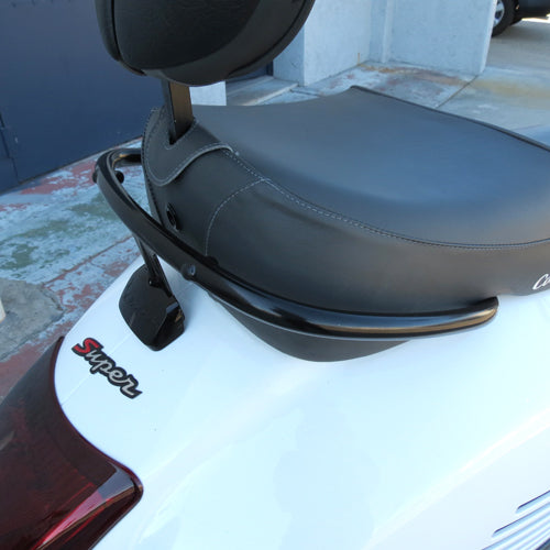 **GLOSSY BLACK** Passenger Grab Rail Vespa GTS/SUPER HPE Style (1B006682)