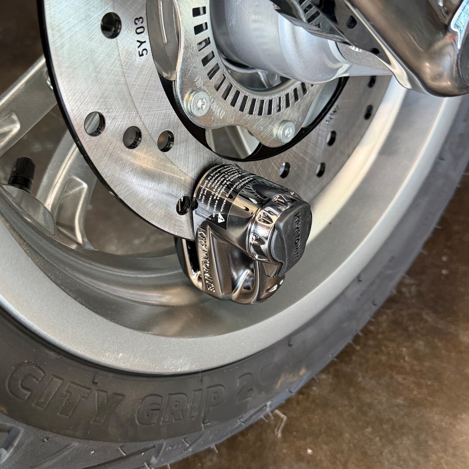 KRYPTONITE Disc Brake Lock w/Reminder Cable