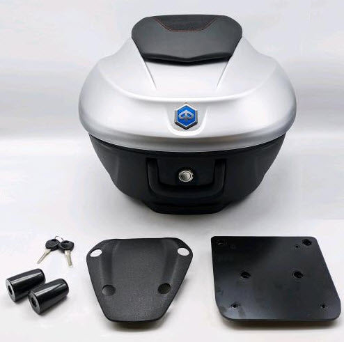 **ARGENTO COMETA H4 (760/B) (MATTE SILVER)** 36 LT. TOPCASE WITH BACKREST PAD BV400 (CM323306)