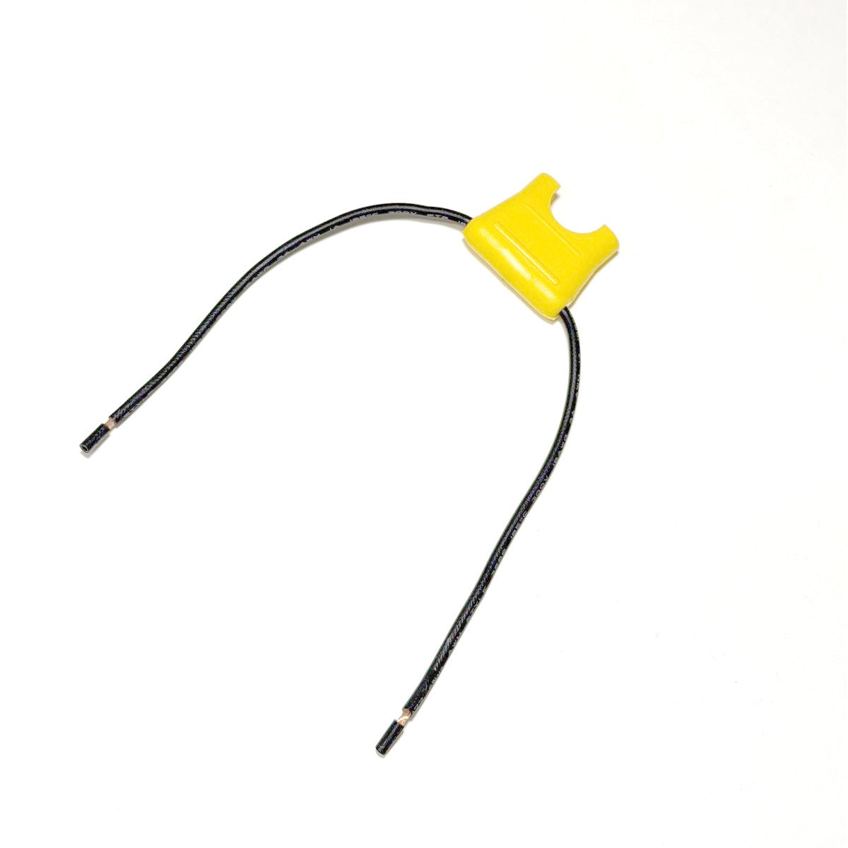 FUSE HOLDER WITH WIRES FOR UP TO 30 AMP FUSES (FUSE NOT INCLUDED)