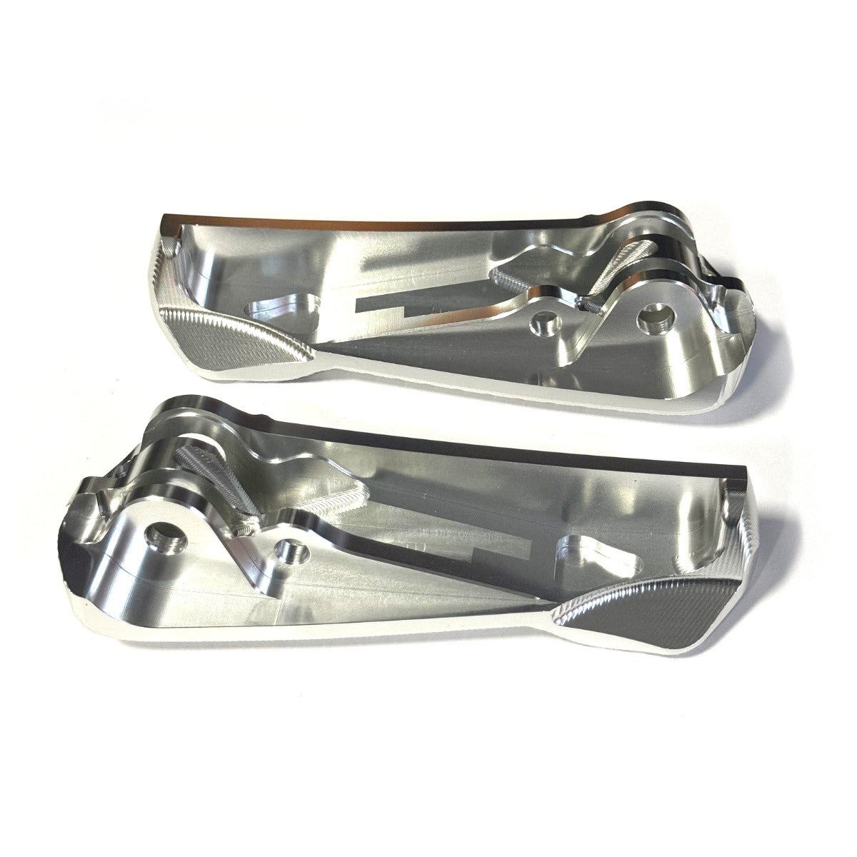 PAIR OF SILVER ANODIZE CNC VMS CUSTOM FOOT PEGS VESPA GT/GTS/SUPER/GTV/HPE