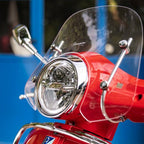 OEM SMALL VESPA FLYSCREEN WINDSHIELD VESPA GTS 310 HPE2 2023 (1B010570 1B010107)