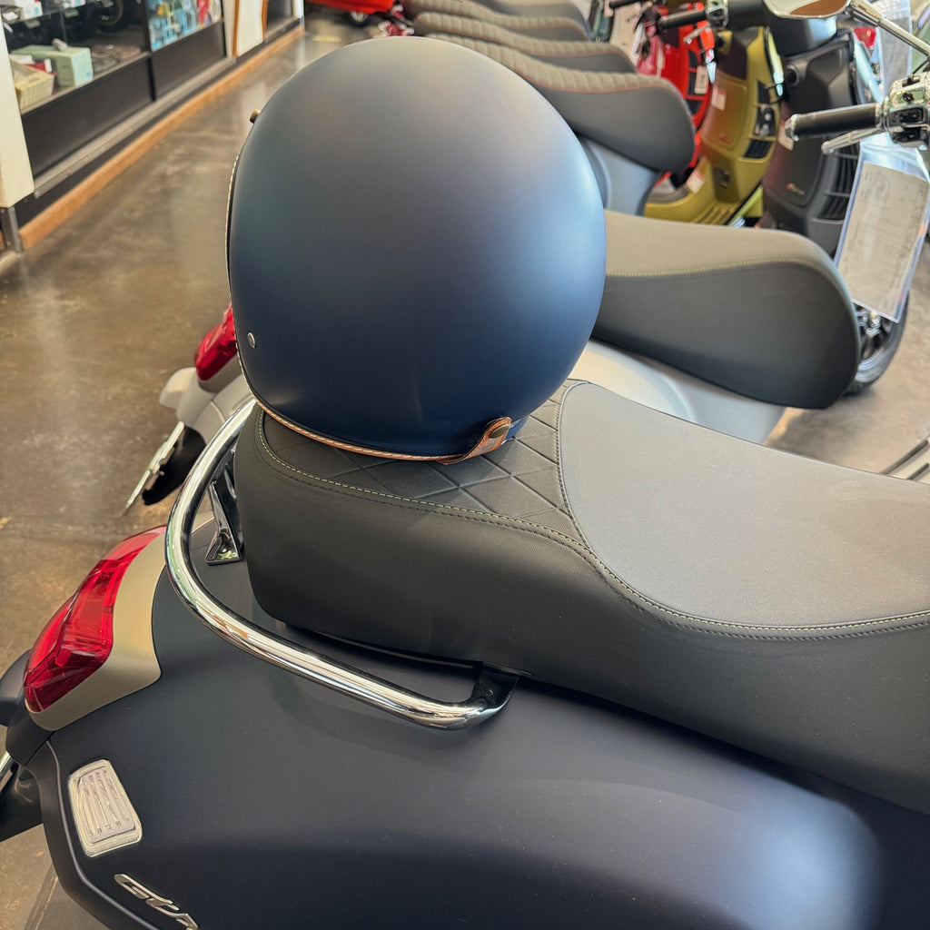 CYRIL 3/4 RETRO HELMET MATTE DARK BLUE (VESPA GTS SUPER TECH MATTE BLUE)