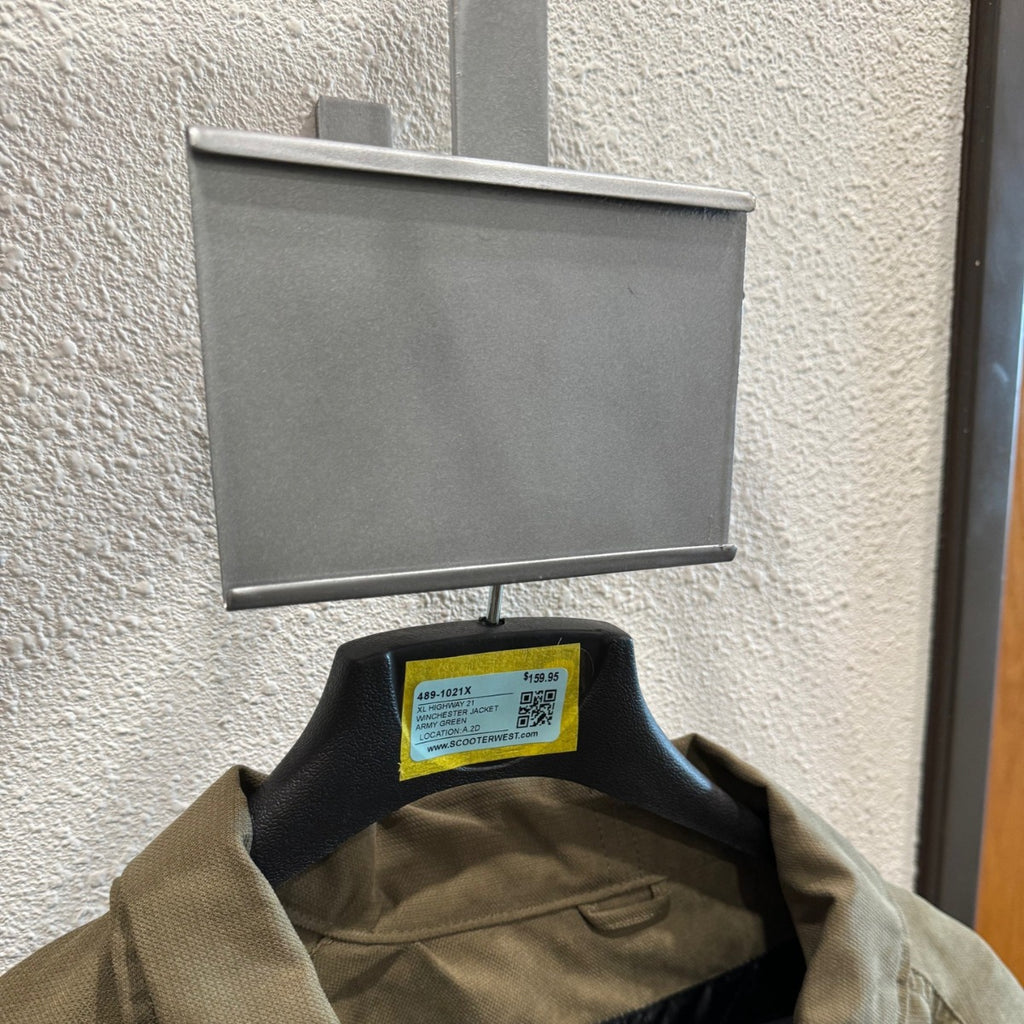 HELMET HANGER WALL MOUNT DISPLAY RACK (HELMET STORAGE OR RETAIL DISPLAY)