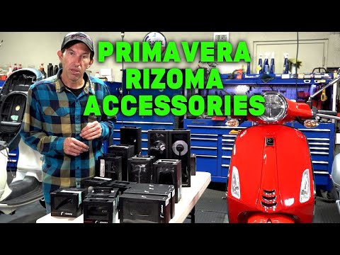 RIZOMA BLACK "V" SIDE BADGE EMBLEM (VESPA) PAIR CLOSEOUT