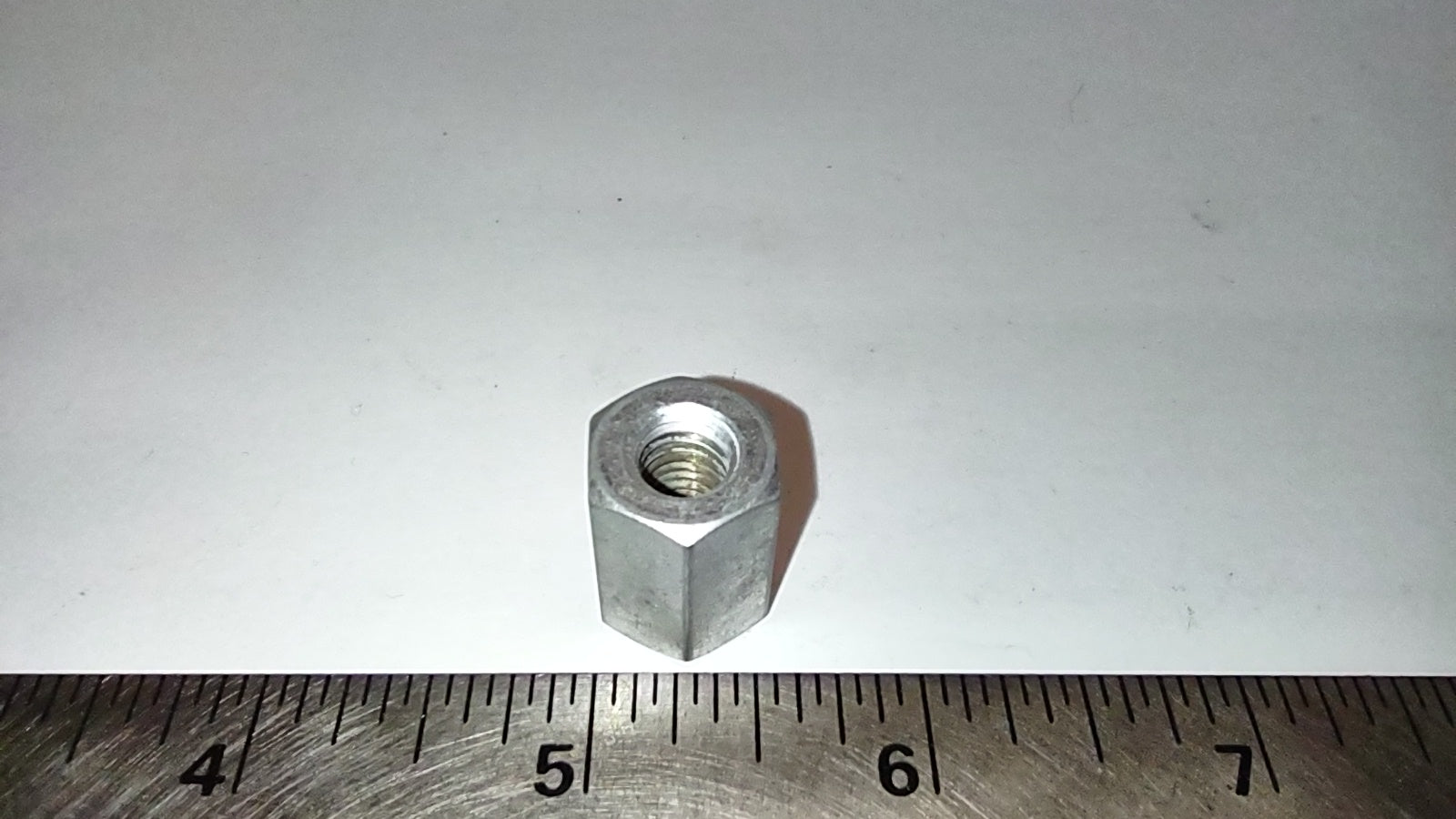 CYLINDER SHROUD SPACER (8MM) VL1-3/VB1