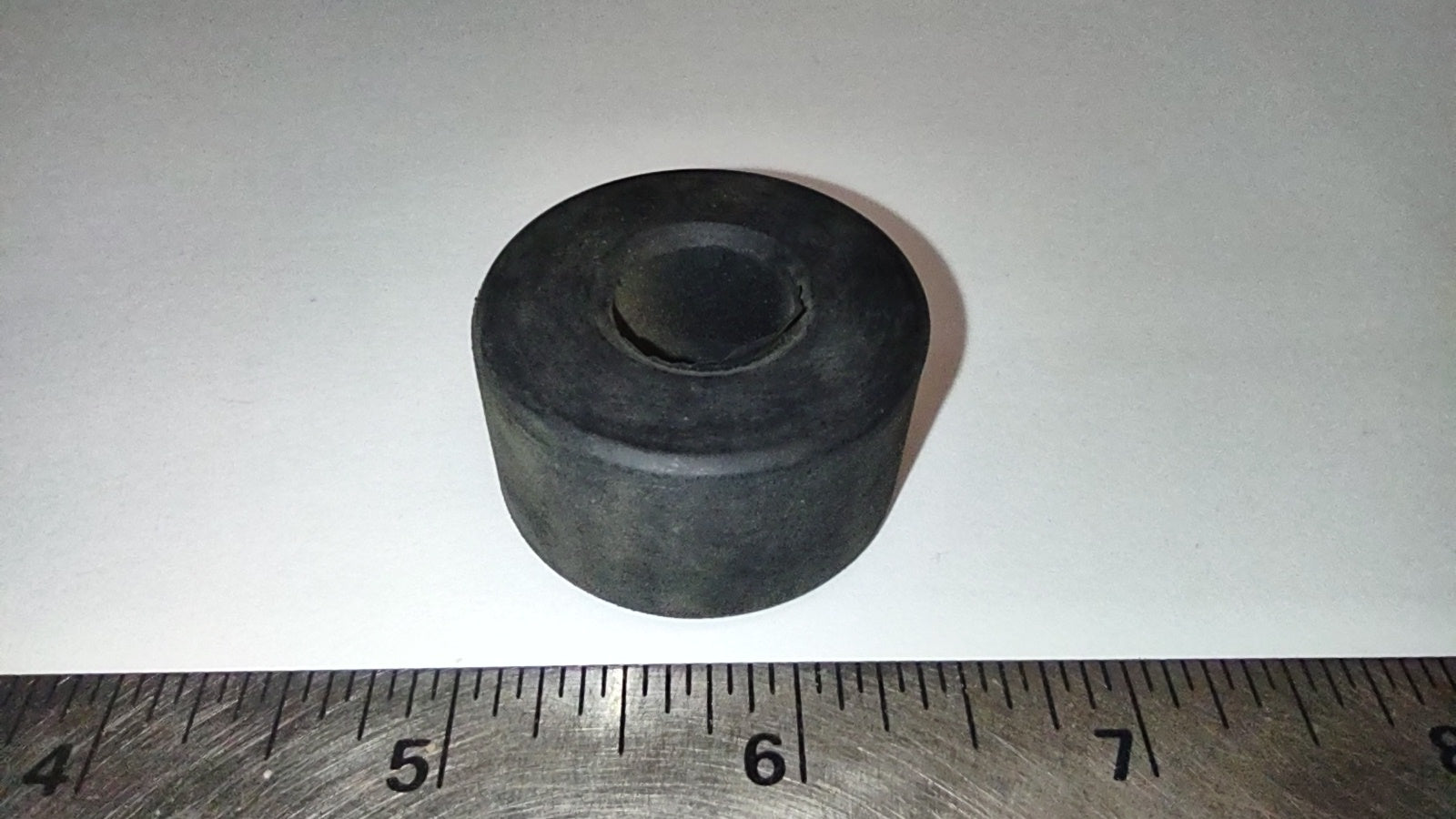 VESPA 125 RUBBER MOTOR MOUNT BUSHING V30-33T VM1-2T VN1-2T