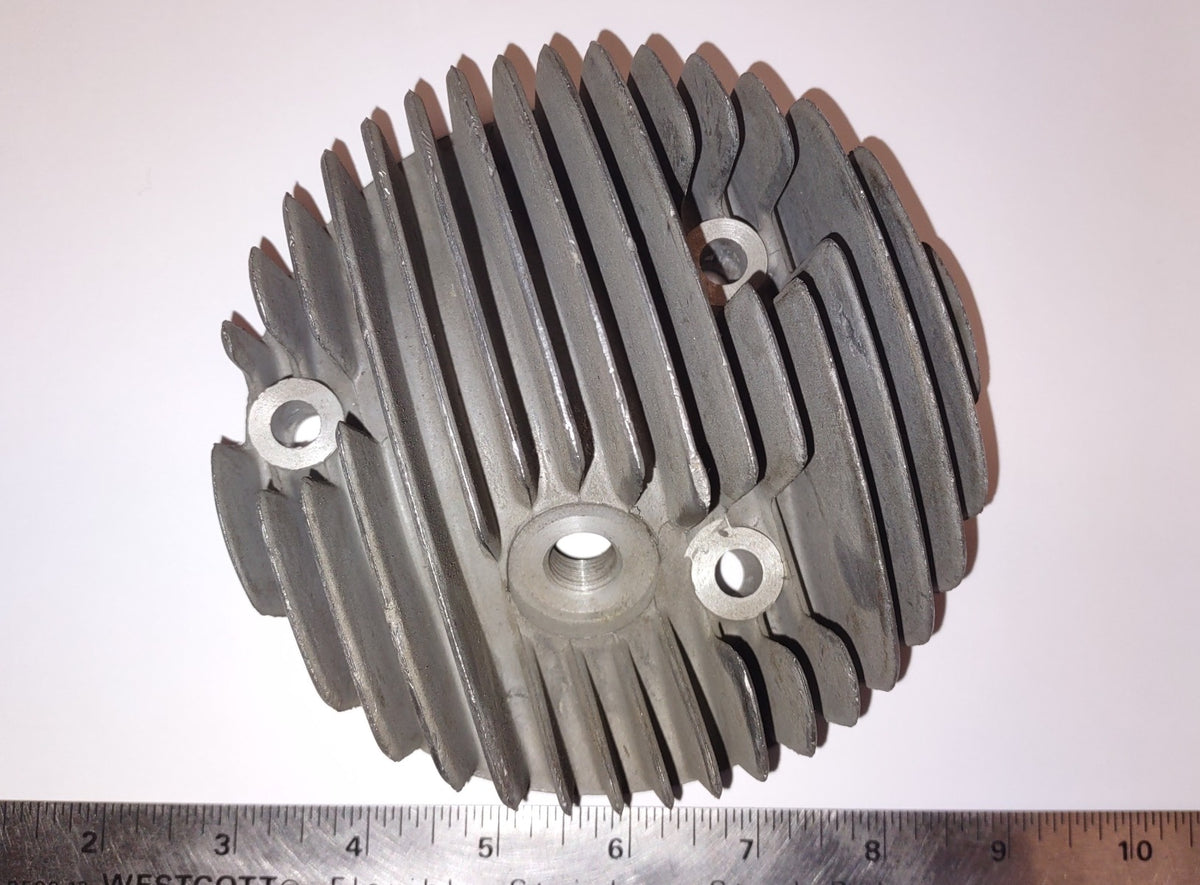 NOS PIAGGIO CYLINDER HEAD - VB1 VL1-VL3