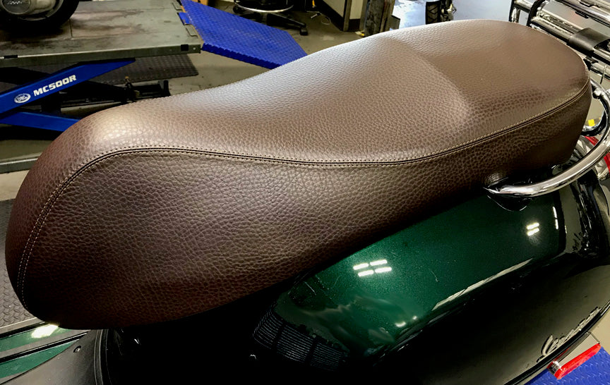 COMPLETE SEAT HPE GTS TOURING 300 **BROWN WITH HEAVY LEATHER LIKE TEXTURE** 2015-2020 (1B005781000C3)