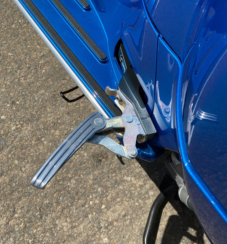 **GUN METAL GREY** VESPA MOTORSPORT CNC MACHINED PASSENGER FOOTPEG EXTENDERS-GT/GTS/SUPER/GTV/HPE2