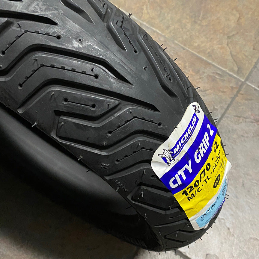 120/70x12 MICHELIN CITY GRIP SERIES 2 REINFORCED 58S TIRE (1C000742 CM319109)