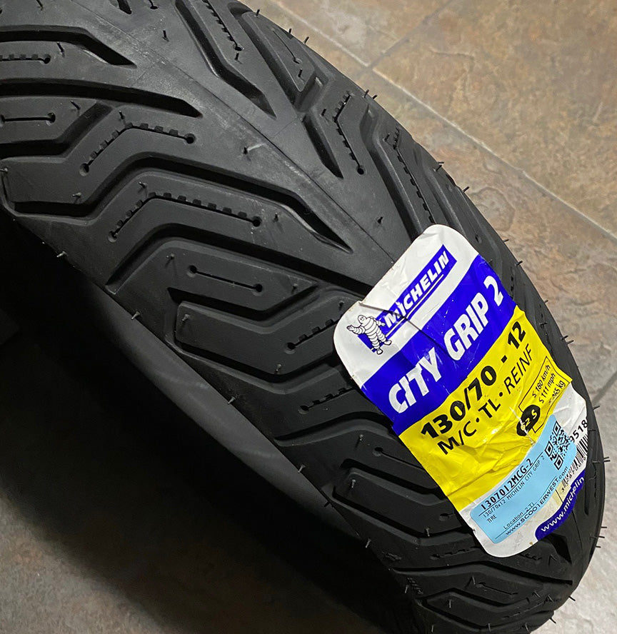 130/70x12 MICHELIN CITY GRIP SERIES 2 REINFORCED 62S TIRE (1C000743 598278)
