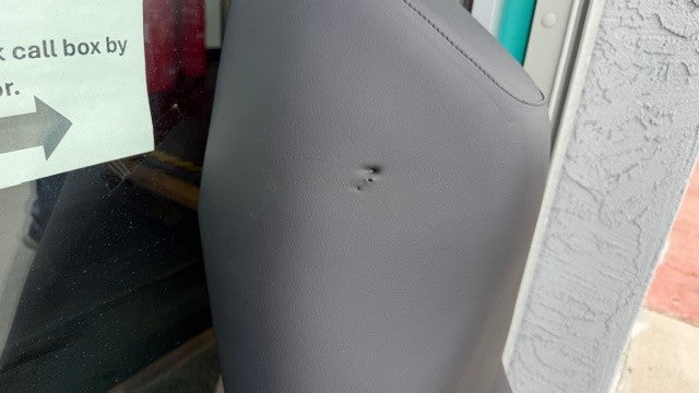 HEATED SADDLE SEAT - COMFORT PIAGGIO MP3 530 2023- (DAMAGED, SMALL TEAR IN THE VINYL) **CLOSEOUT**