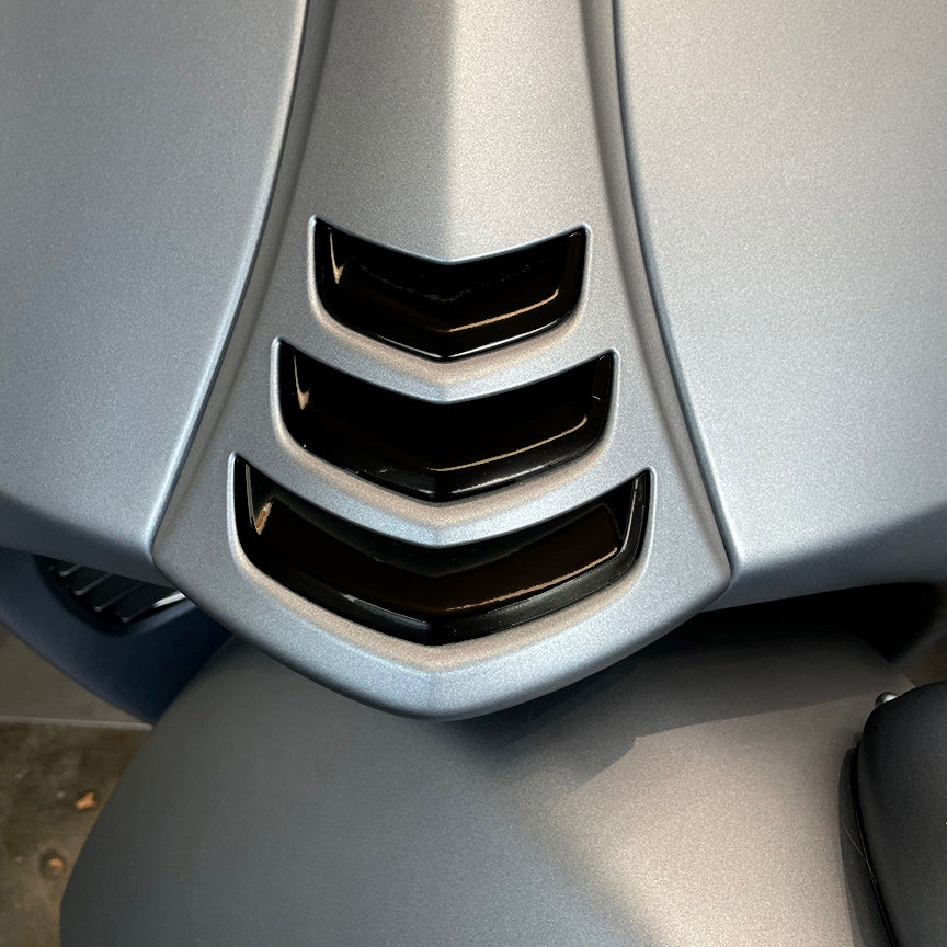 *GLOSS BLACK* HORN COVER CHEVRON GRILL SET OF 3 GTS300 HPE 2020-2022
