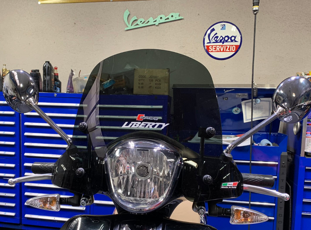 Sport Style Flyscreen Piaggio Liberty ABS by Faco