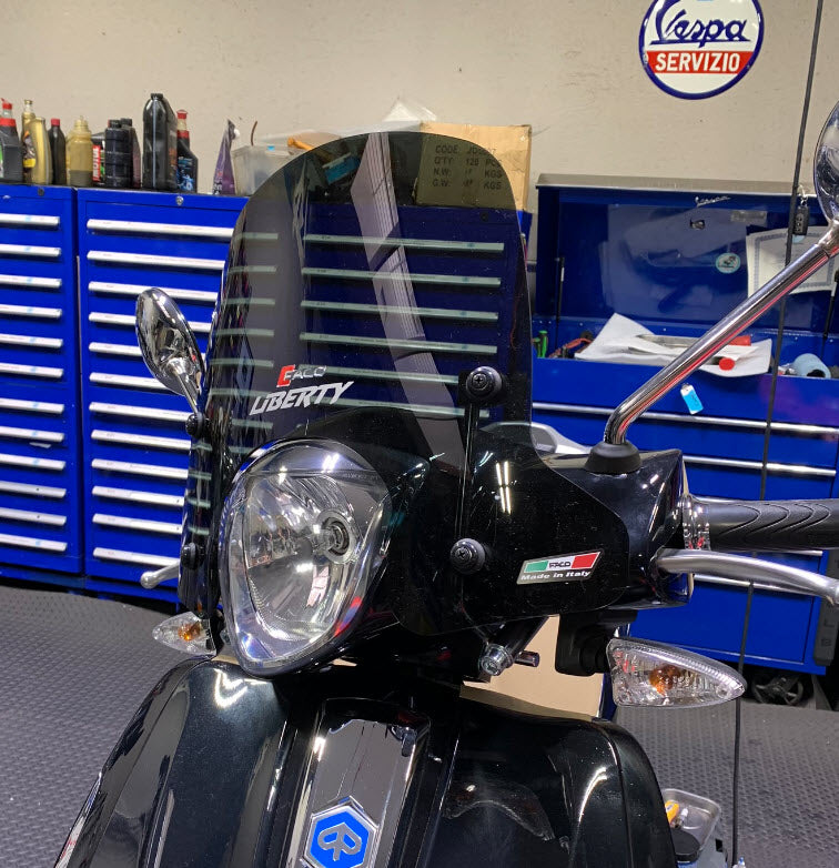 Sport Style Flyscreen Piaggio Liberty ABS by Faco