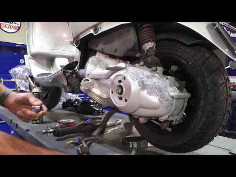 Deluxe Belt, Variator, Clutch Overhaul Kit WITH TOOLS Vespa ET4/LX