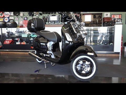 CHROME FA ITALIA Flat Top Case Rear Rack w/Grab Rail for Vespa GTS GTV 300 SUPER HPE2 GTS310 (657081)