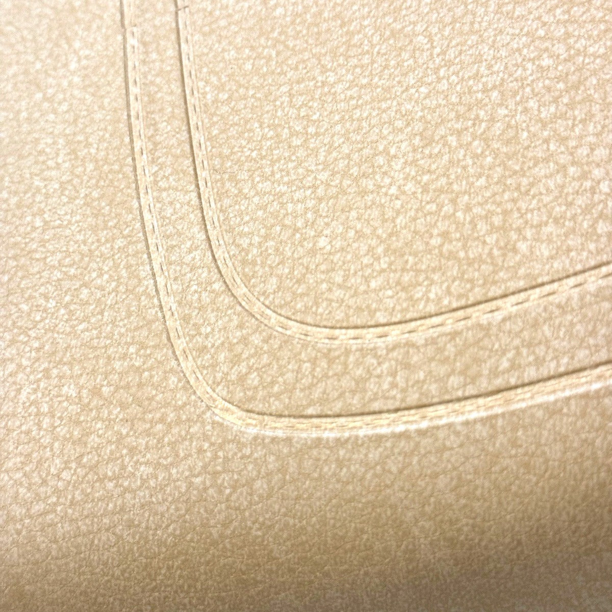 SEAT W/ PLASTIC SEAT FRAME AND FOAM TEXTURED BEIGE COVER VESPA PX STELLA