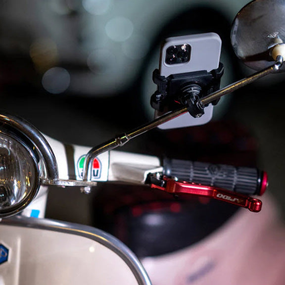 SP CONNECT UNIVERSAL PHONE CLAMP (MOUNT SOLD SEPARATELY)