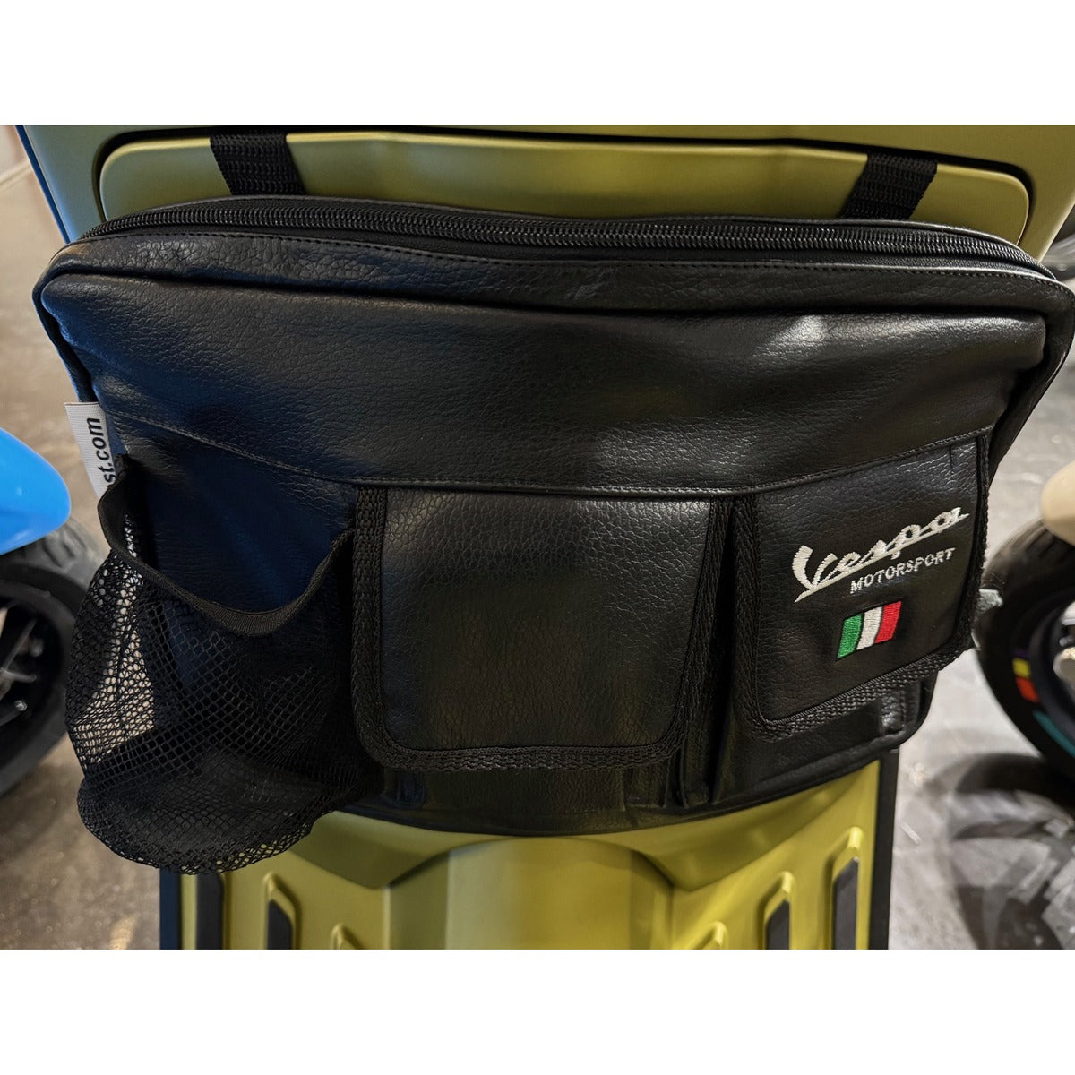 *BLACK LEATHER* GLOVE BOX BAG VESPA GTS 200 300 GTS310 PRIMAVERA, SPRINT, PX **SCOOTERWEST EXCLUSIVE**