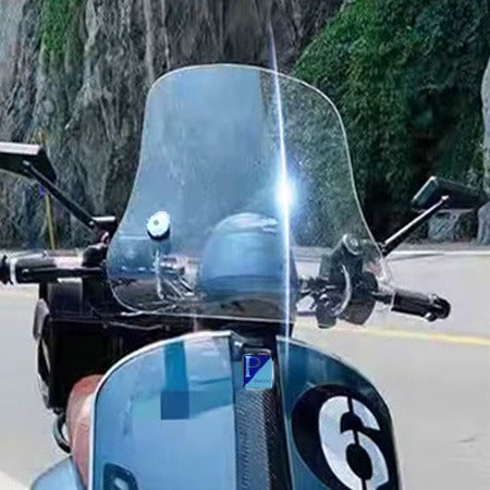 CLEAR 15" TALL SPORT SCREEN WINDSHIELD VESPA GTV250 GTV300 SEI GIORNI 2006-2022 (WITH HARDWARE KIT)