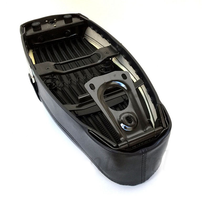 SEAT FOR PRE 1984 ORIGINAL STYLE METAL FRAME VESPA P125X P200E VNX VSX (149913 187234 272833 272834 )