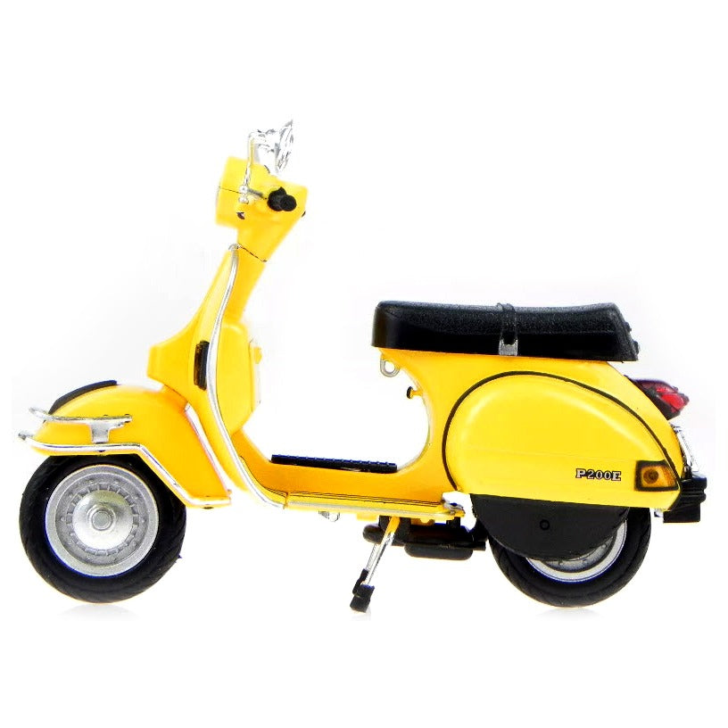 1/12 SCALE VESPA P200E YELLOW TOY NEWRAY
